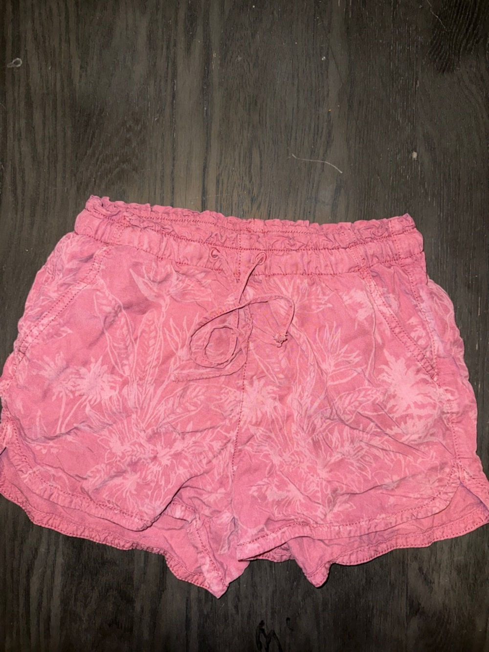 XS AEO Drawstring Shorts with Plant Pattern